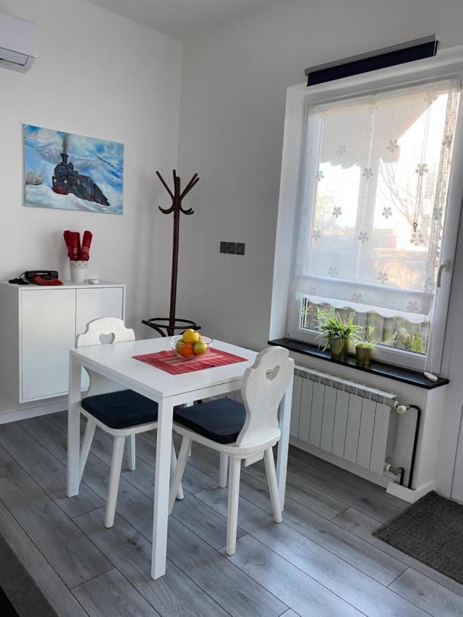 Studio Apartman Lora Lipik Екстер'єр фото