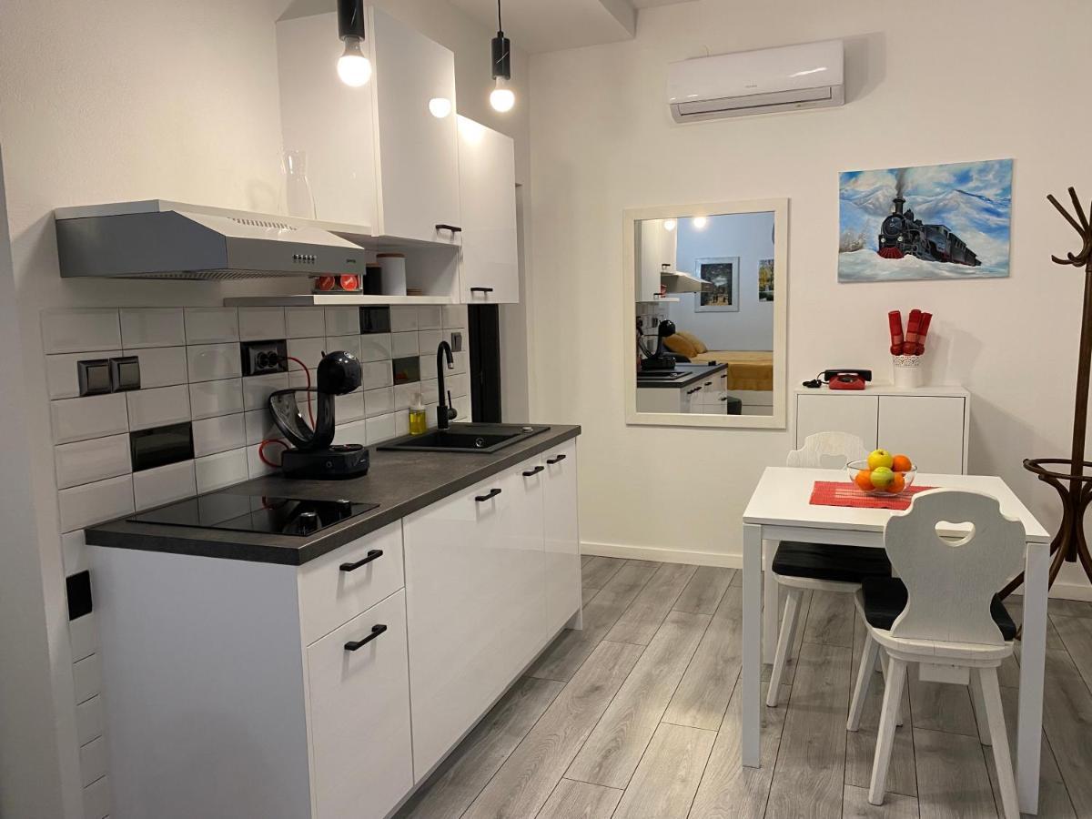 Studio Apartman Lora Lipik Екстер'єр фото