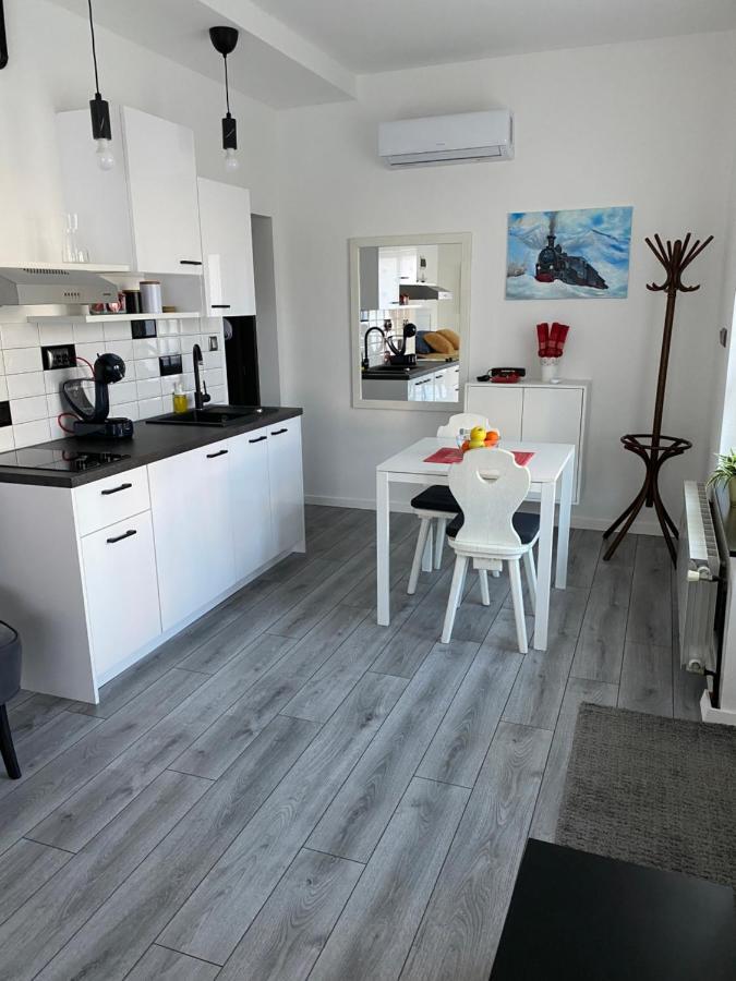 Studio Apartman Lora Lipik Екстер'єр фото